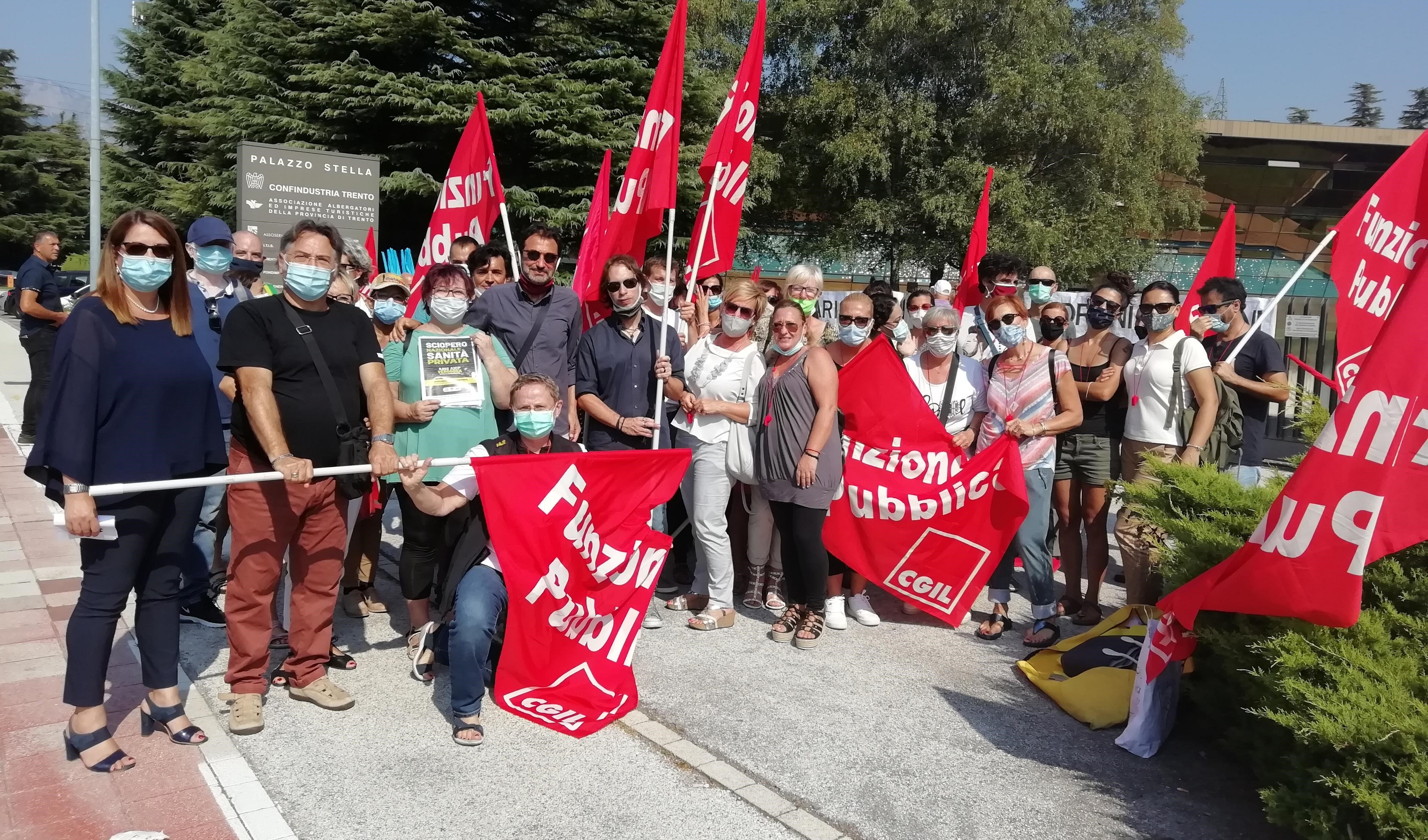 Aggressioni in carcere. FP CGIL in piazza al fianco degli agenti di Spini