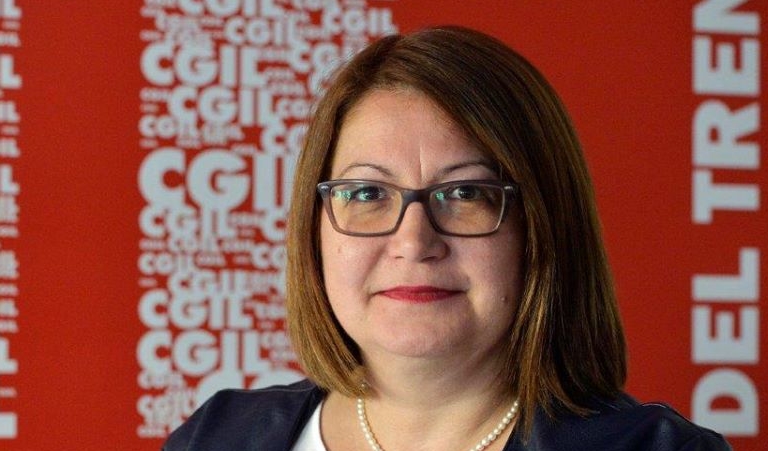 «Ho i sintomi e lavoro in ospedale. Il mio collega è già a casa. Mi negano il tampone»