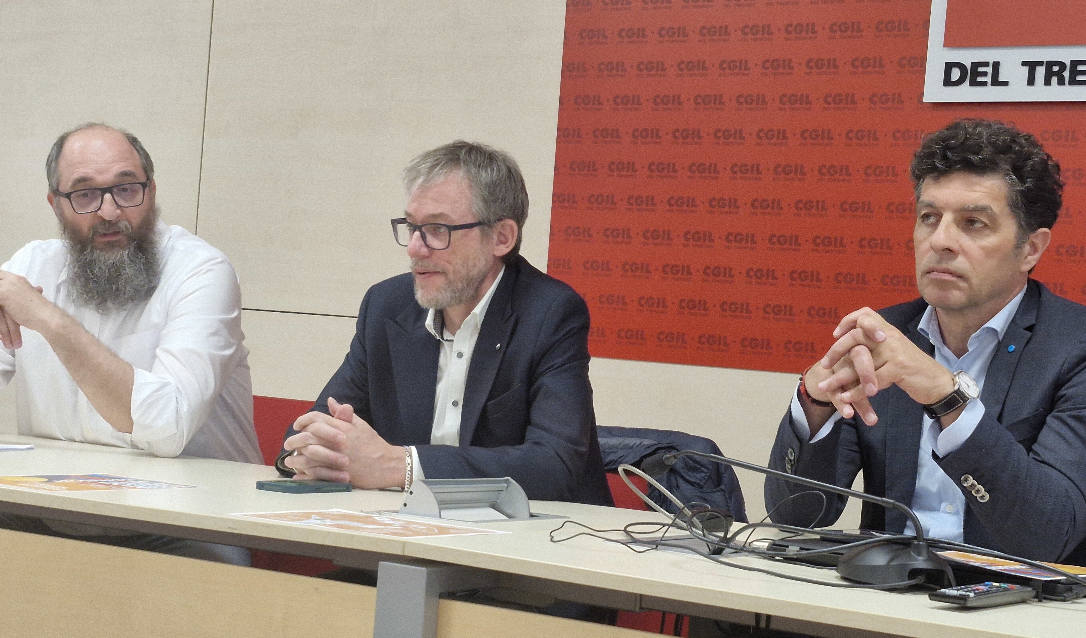 Cgil Cisl Uil oggi in audizione in I Commissione bocciano la manovra finanziaria della Giunta